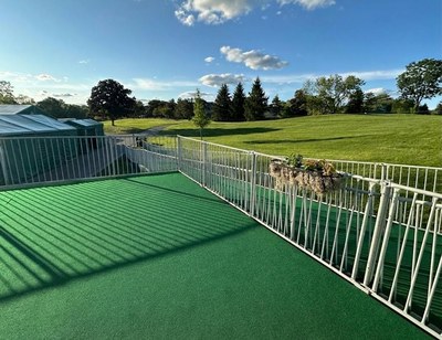 Recycled turf-substitute event carpet at an outdoor Tennessee event